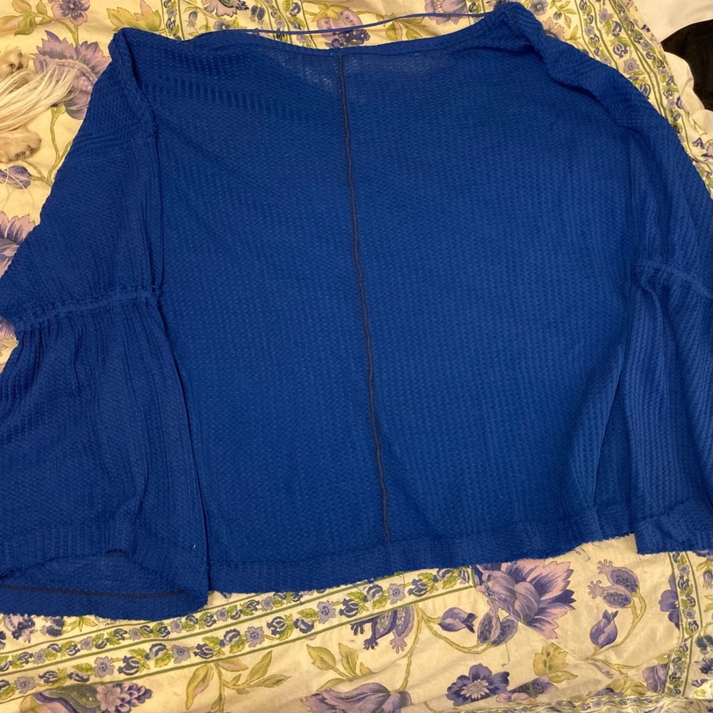 Free People waffle weave, bell sleeve, vibrant blue top - M - Picture 7 of 13